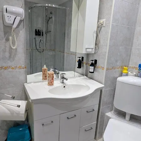 Celine Bed & Breakfast